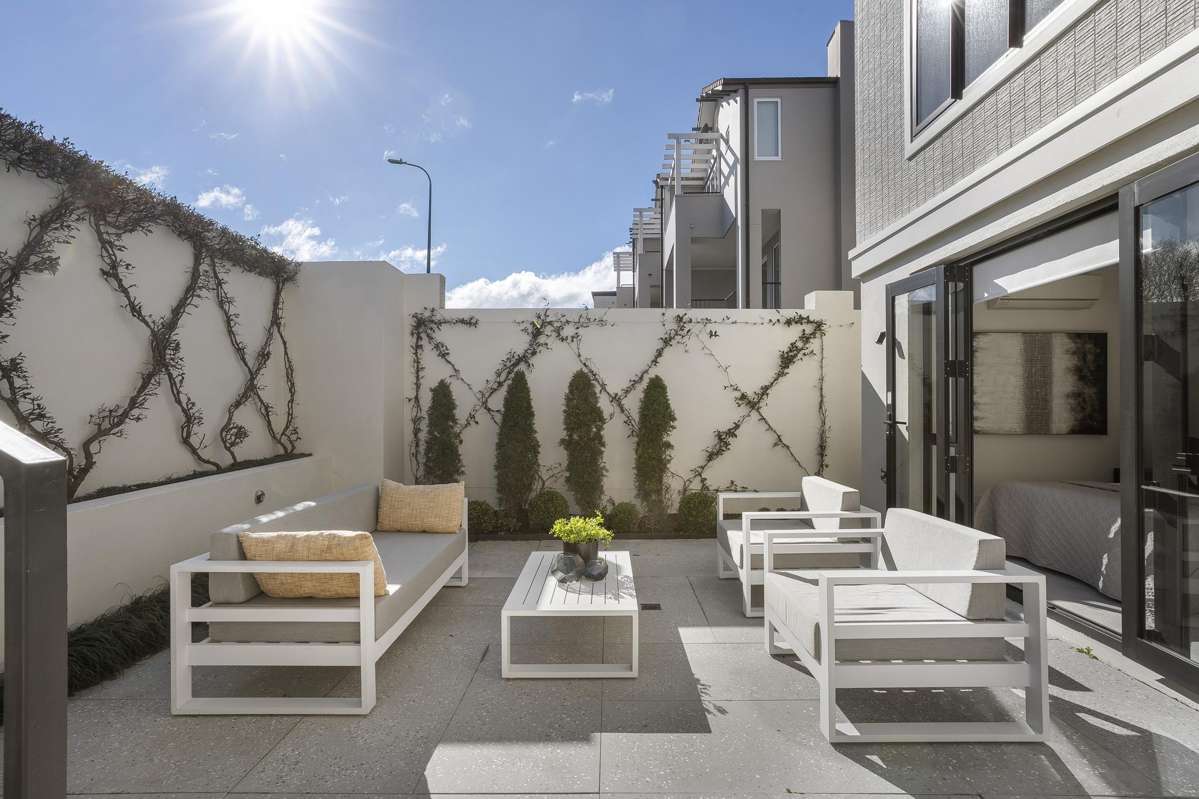 39D St Stephens Avenue_0