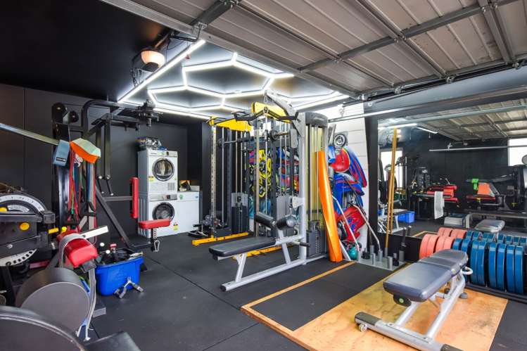 185A Portage Road New Lynn_18