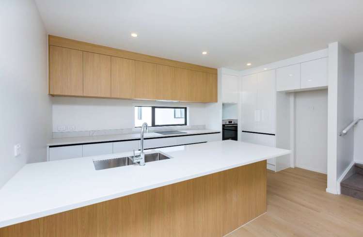 4/1 Myrtle Street Hutt Central_12