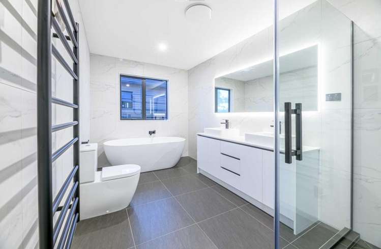 9 Headsail Drive Long Bay_7