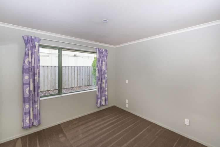 9 Red Checkers Place Wigram_17