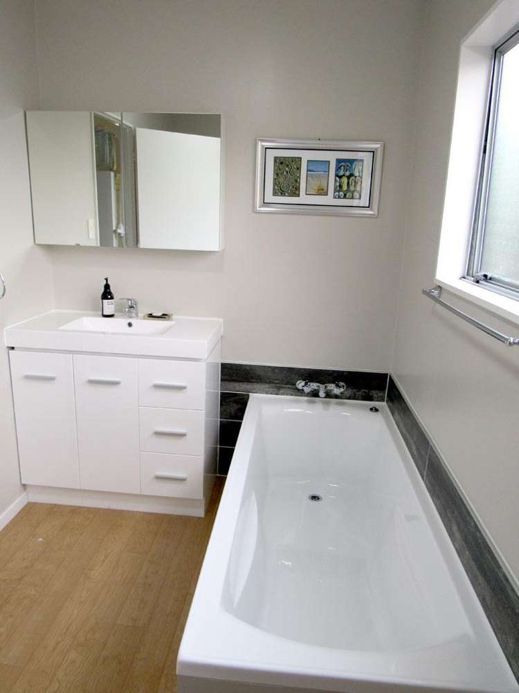 2/23 Abraham Place Saint Johns_13