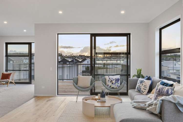 22 Symes Drive Red Beach_6