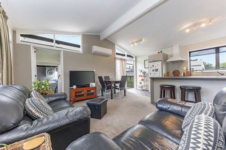 2/132 Church Street Onehunga_7