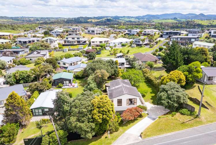 321 Molesworth Drive Mangawhai Heads_33