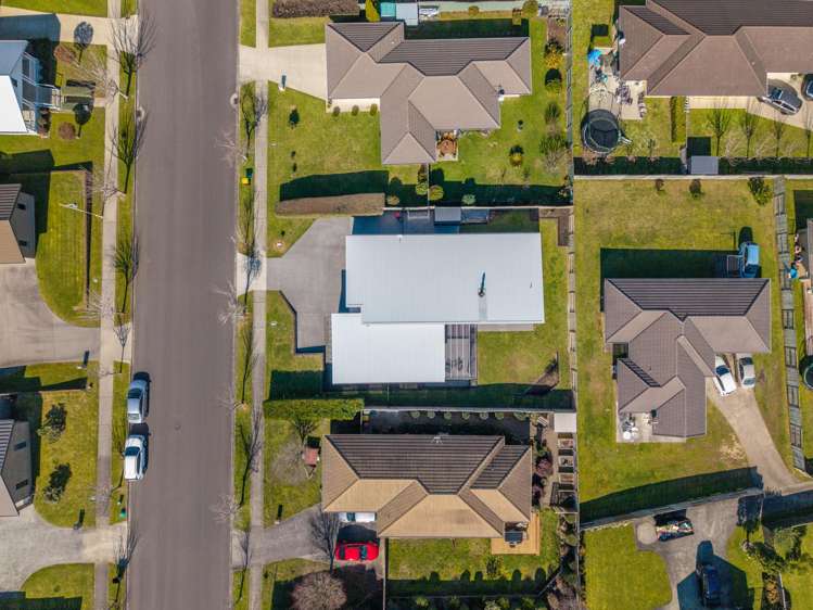 98 Stirling Drive Morrinsville_27