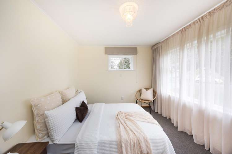 11 Churchill Avenue Feilding_26