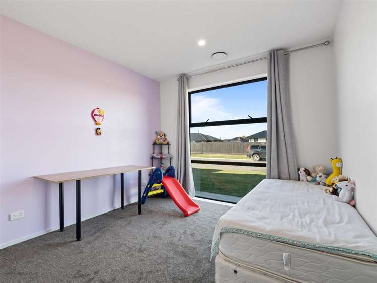 1 Talon Drive Rolleston_17