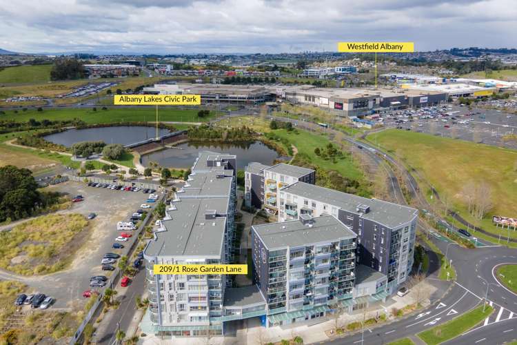 209/1 Rose Garden Lane Albany_1