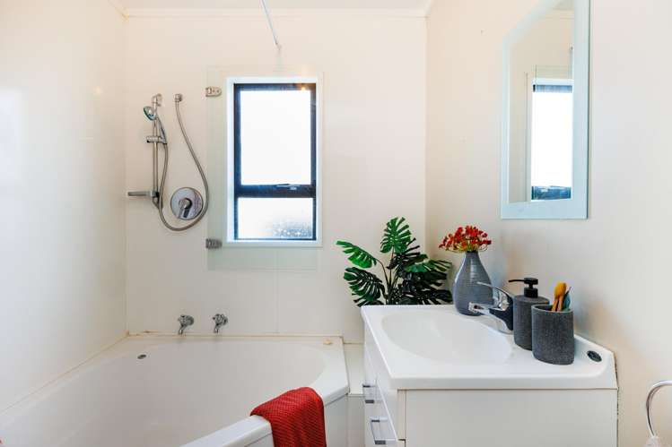 184 South Street Feilding_19