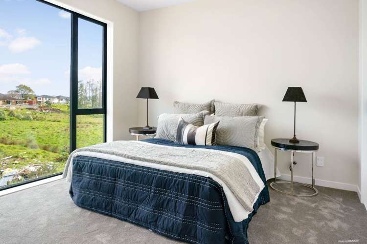 39 Koropa Road Flat Bush_10