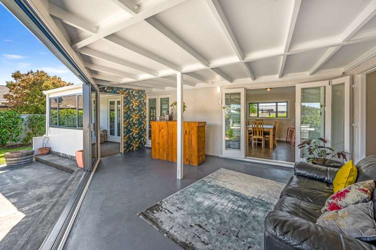 13 Howard Road Taradale_6