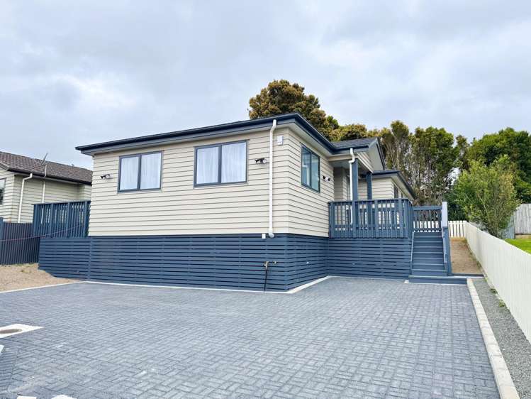 a/80 Farquhar Road Glendene_17