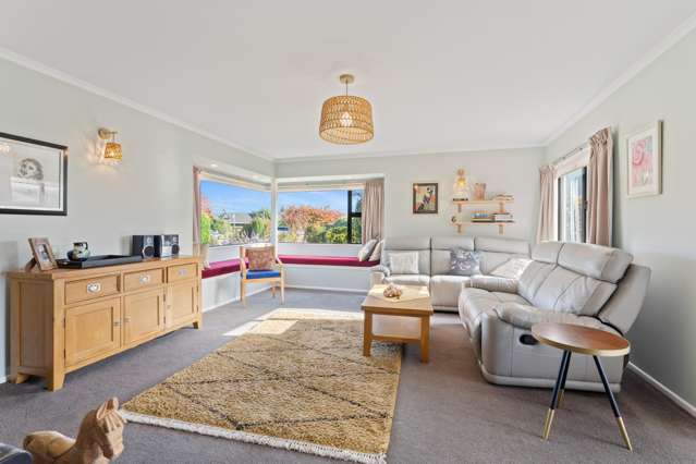 15 Tudor Grove Feilding_1