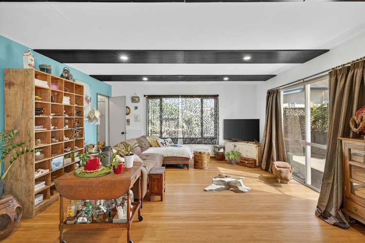 2/44 Shakespeare Road_0