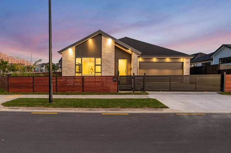 391 Te Taruna Drive_1