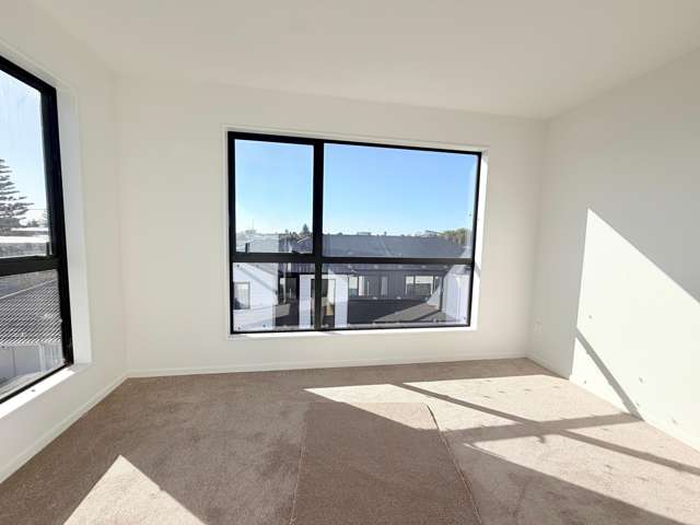 Lot 2/63 Gloria Avenue Te Atatu Peninsula_4