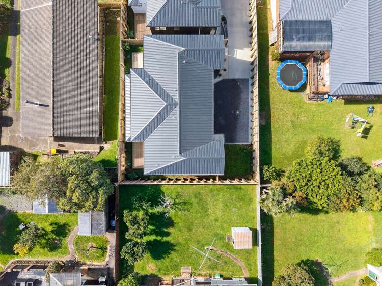 7D Maroubra Place Botany Downs_25