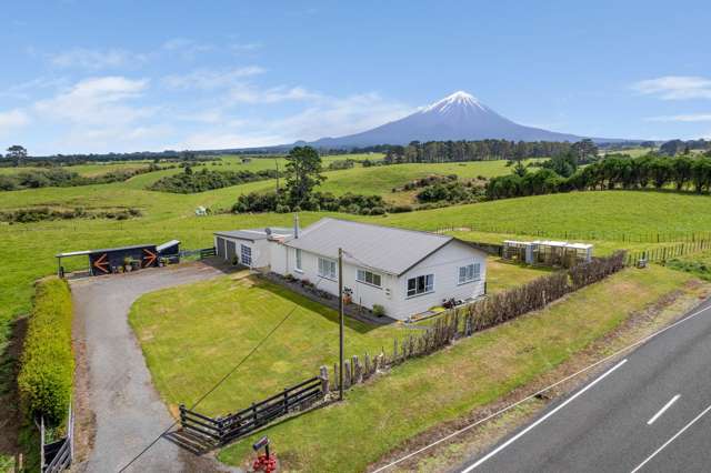 IDYLLIC RURAL RETREAT!