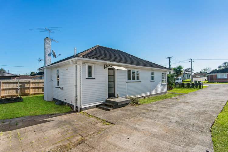 1/4 Pratt Street Papakura_12