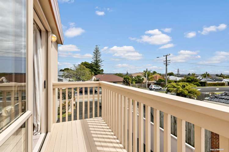 79 Te Atatu Road Te Atatu South_13