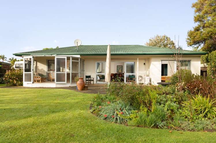 15 Francis Drive_3