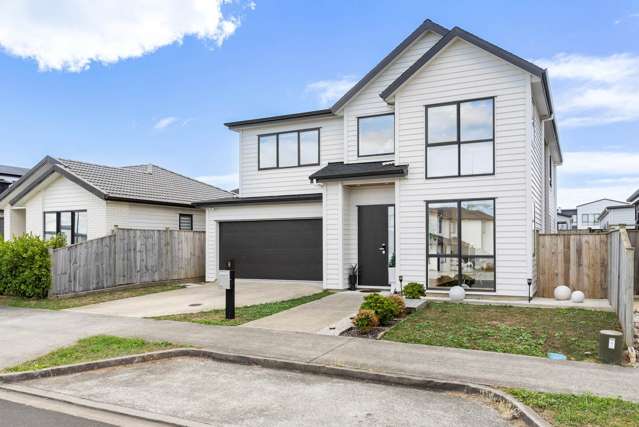Immaculate 4 Ensuite Family Home