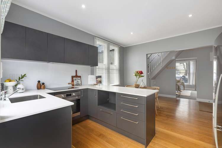 2 Porritt Avenue Mount Victoria_11
