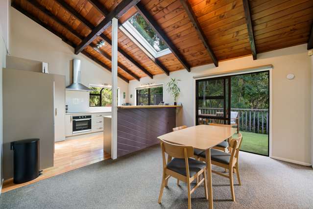 200 Atkinson Road Titirangi_3