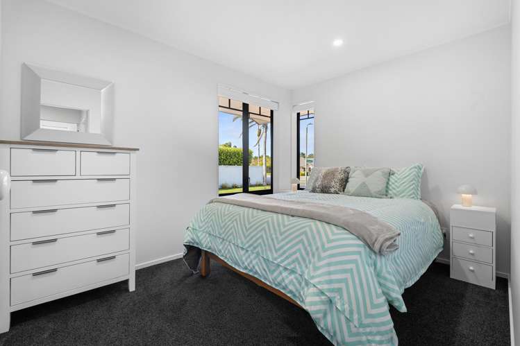 108 Lakeside Drive Orewa_19