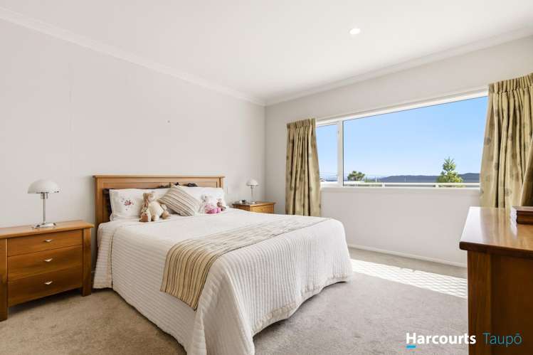 49 Shepherd Road Waipahihi_19