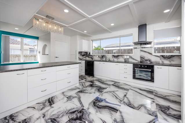 Spacious Living In Top Location