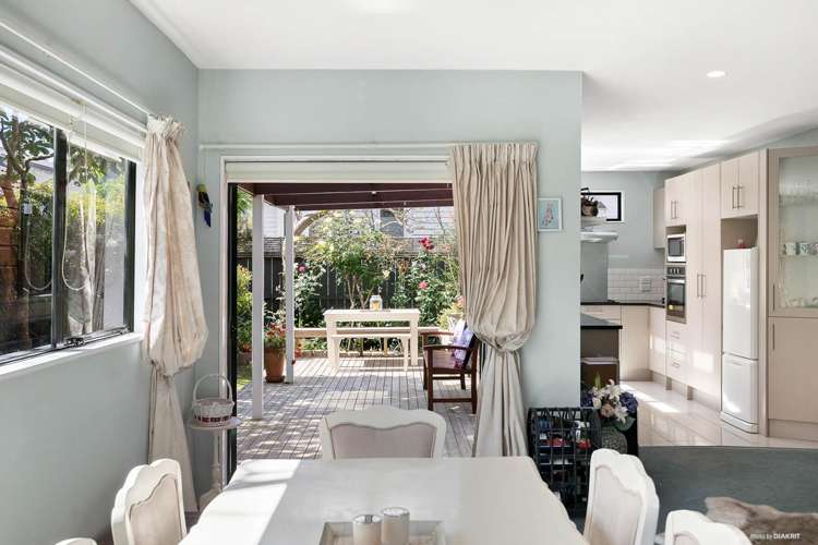 6a Hollywood Avenue Epsom_5