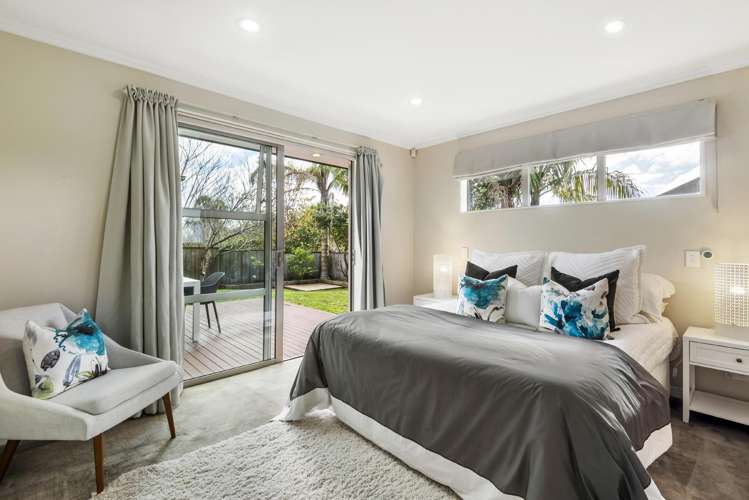 18 Lemon Grove Lane Greenhithe_10