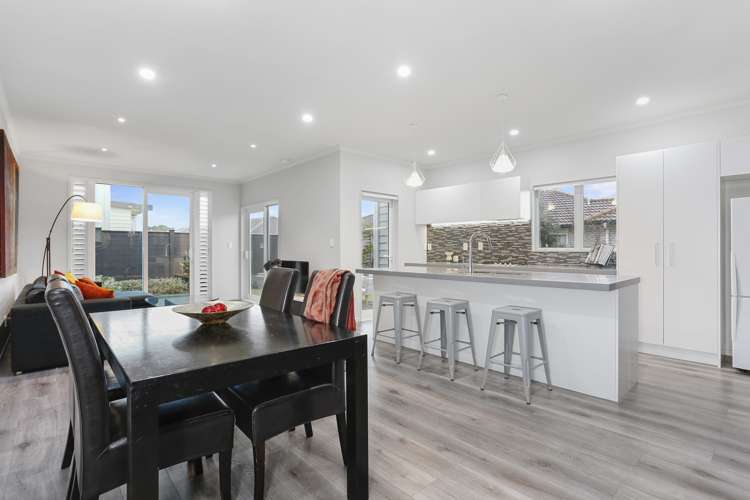 23 Lili Chen Way Mangere Bridge_6