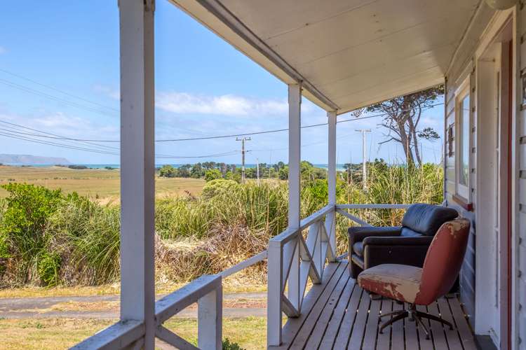 24 Whangaimoana Beach Road Pirinoa_1