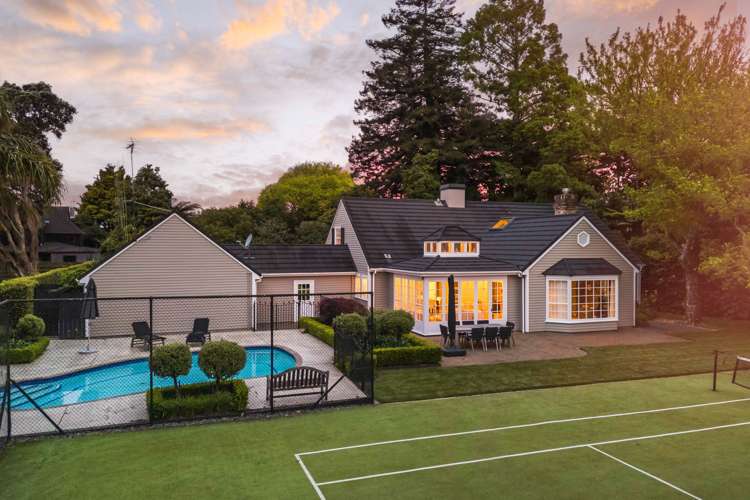 4 Pollock Drive Chartwell_24