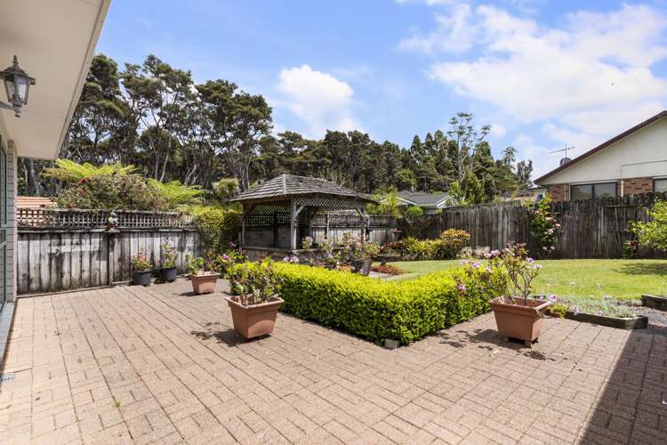 208 Glengarry Road Glen Eden_4