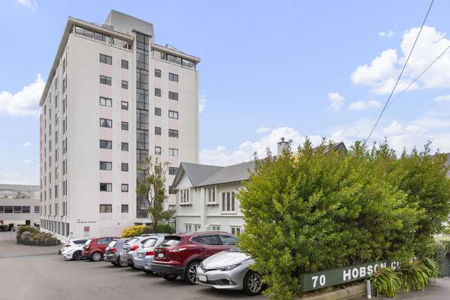 42/70 Hobson Street Thorndon_2