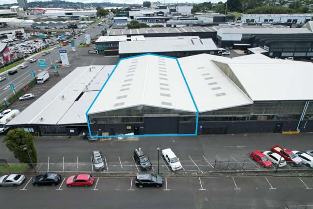 1,035m&sup2; Heavy Industrial Warehouse