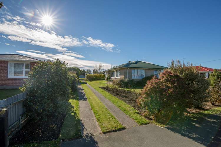 54 North Terrace Darfield_21