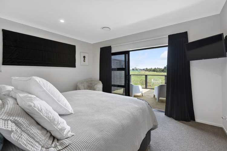 5a Tupuhi Place Highlands Park_17