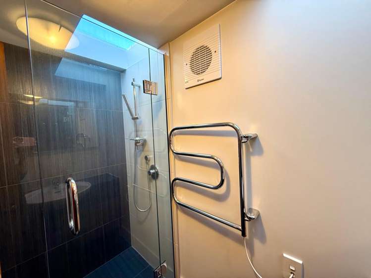  23 Helmores Lane Merivale_14