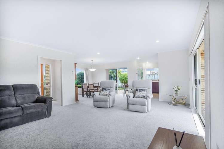 51 Edenpark Drive Rototuna North_6