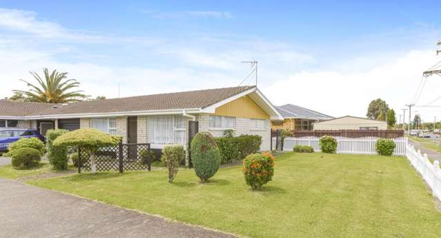 Comfortable & Convenient Two Bedroom Unit with...