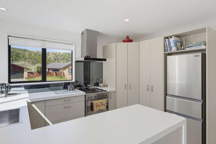 10 Sams Way Raumati South_10