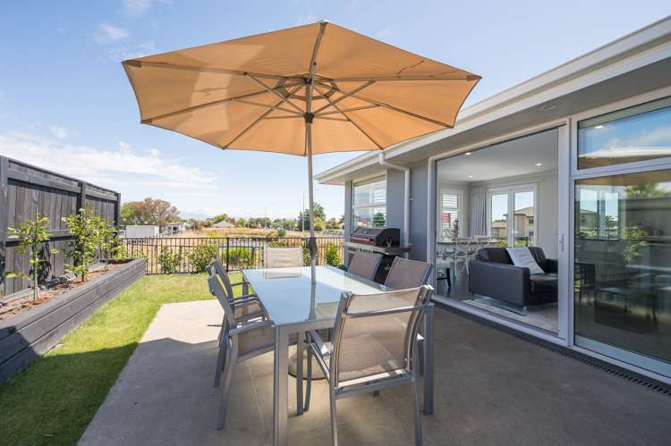 2 Hallmark Drive Hope_13