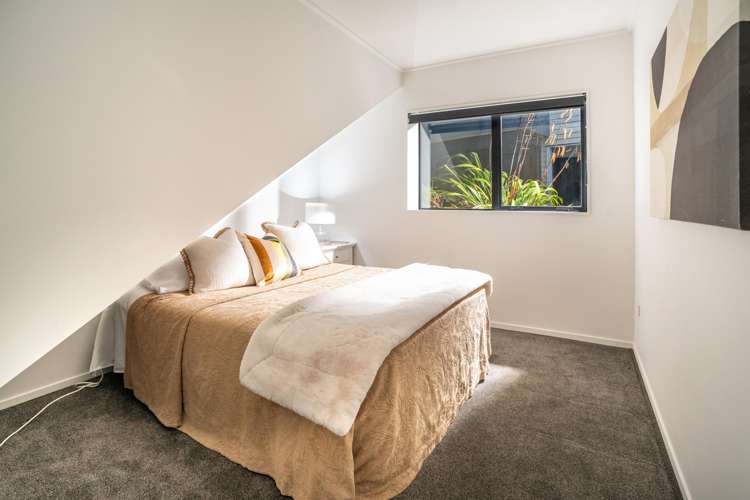 12a Marjory Close Broadmeadows_10