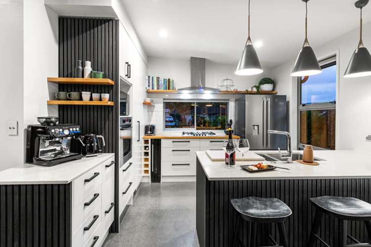 261 Lakes Boulevard Pyes Pa_8