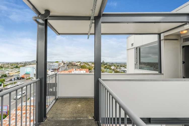 6p/435 New North Road Kingsland_7